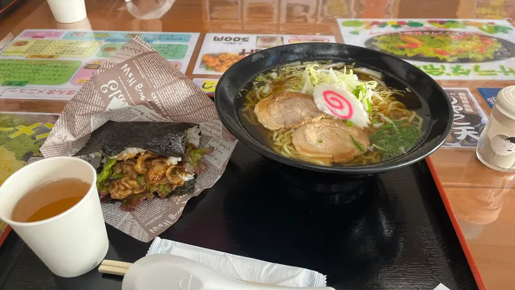 很多碳水,相當滿足的一餐。