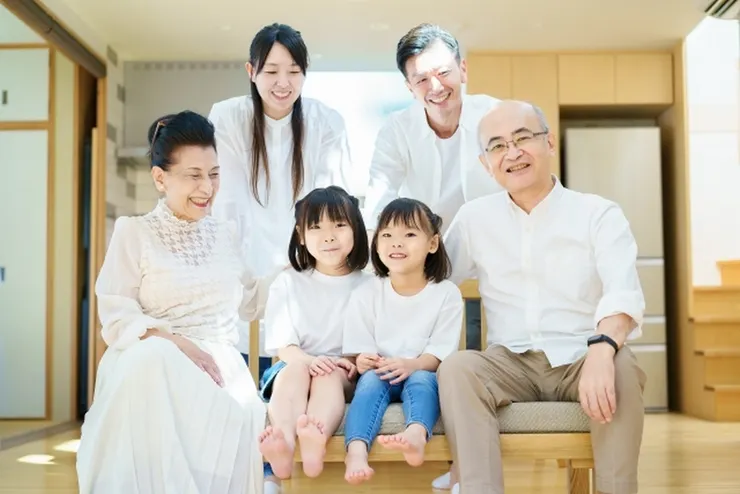 在充滿歡笑的家庭，幸福自然會降臨 (圖片來自Photo-ac)