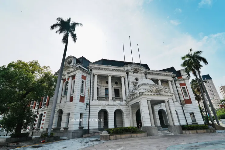 找的到牛眼窗嗎?