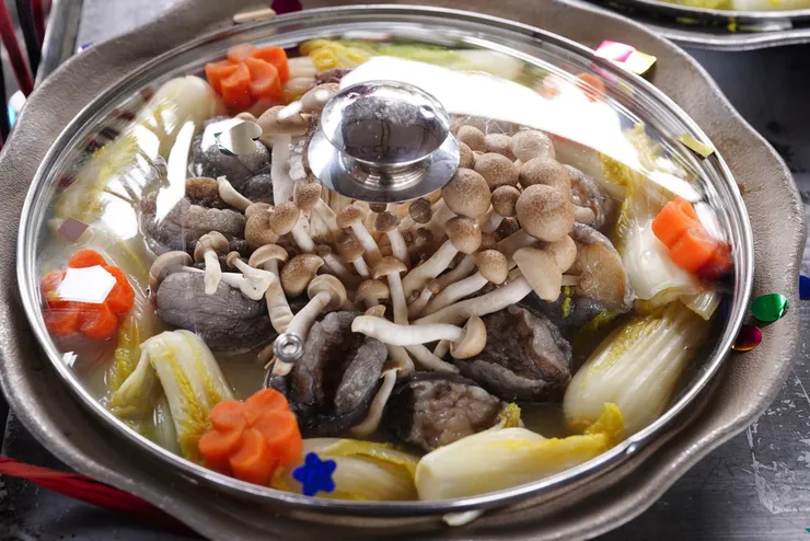 台南辦桌推薦【洪廚囍宴】澎湃海鮮盛宴，魚翅龍蝦鮑魚全都有！不