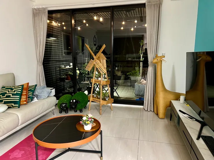 圖片來源：石頭哥拍攝；努力練皮拉提斯的大叔