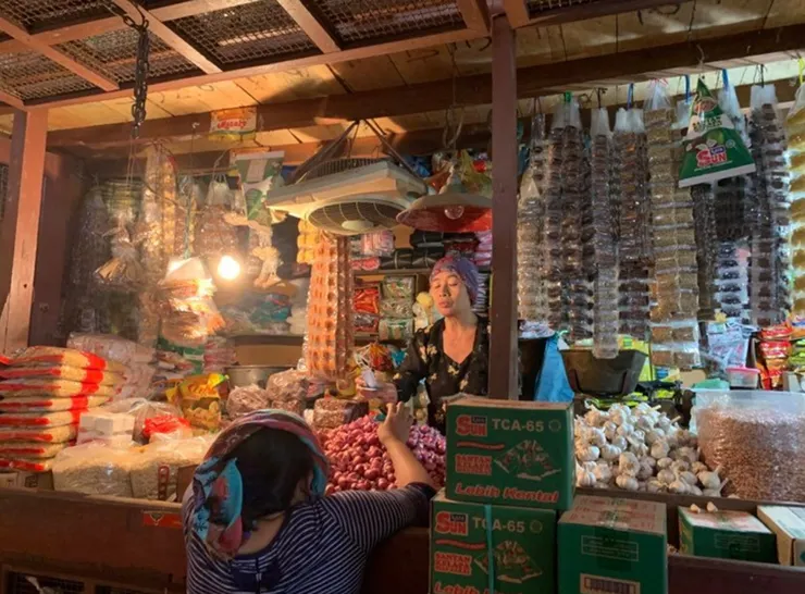 帕貝安市場攤販