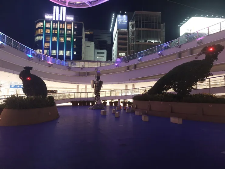 B1的部份樣子，右邊還有個恐龍，然後因為小時候很流行恐龍卡，我發現我還記得這隻龍叫副櫛龍，我都不知道原來我這麼會記這種冷知識～