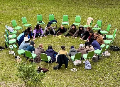 開始分享前法師帶領團康XD