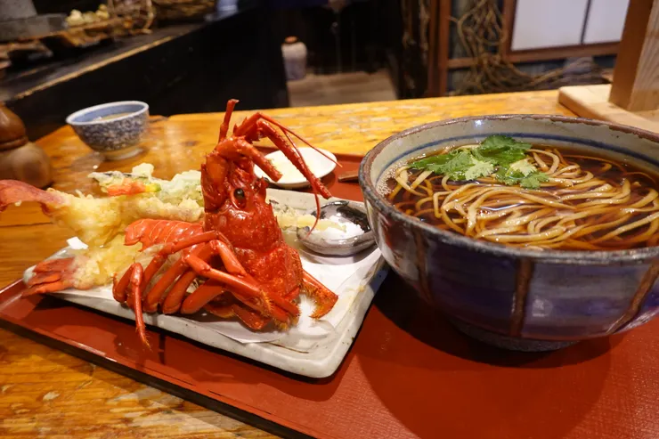 蕎麦处　誇宇耶料理。