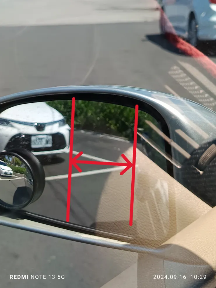 距離3指幅寬時回正