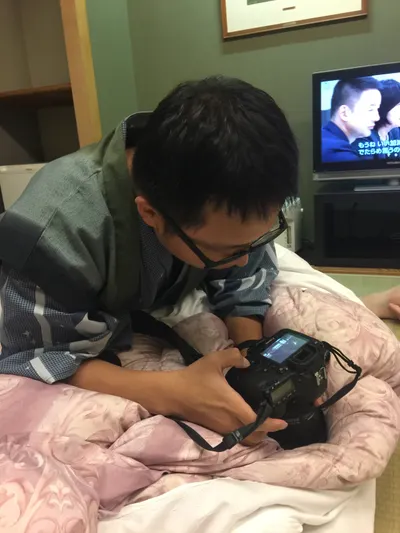 啃菜大叔的呢喃的沙龍