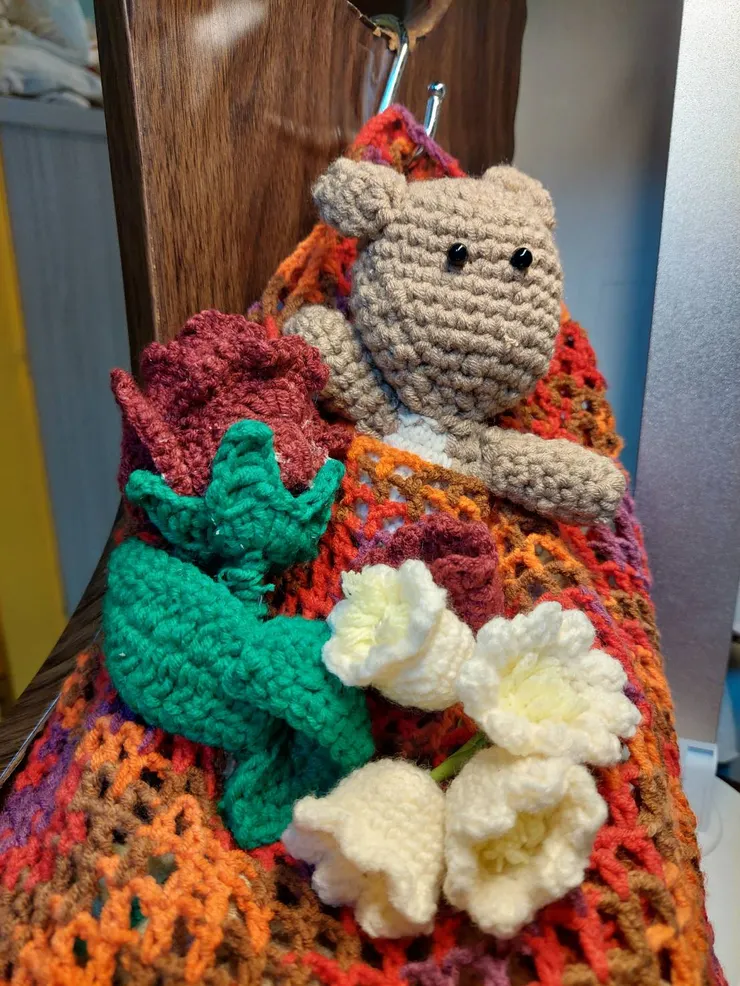 鉤織作品-熊與花