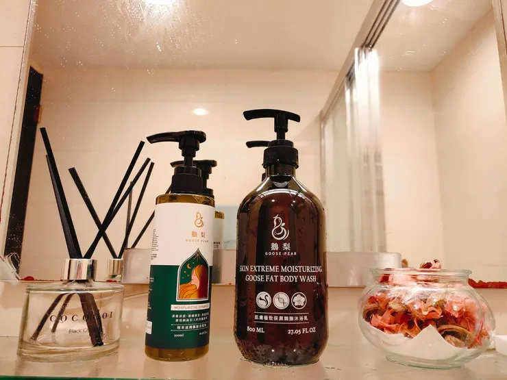 鵝梨_精萃滋潤鵝脂洗髮精 & 肌膚極致保濕鵝脂沐浴乳