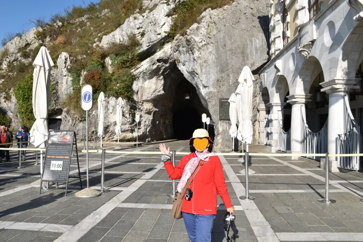 波斯托伊納溶洞(Postojnska Jama)入口