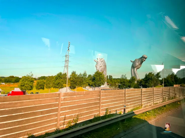 途經快拍的水妖凱爾派