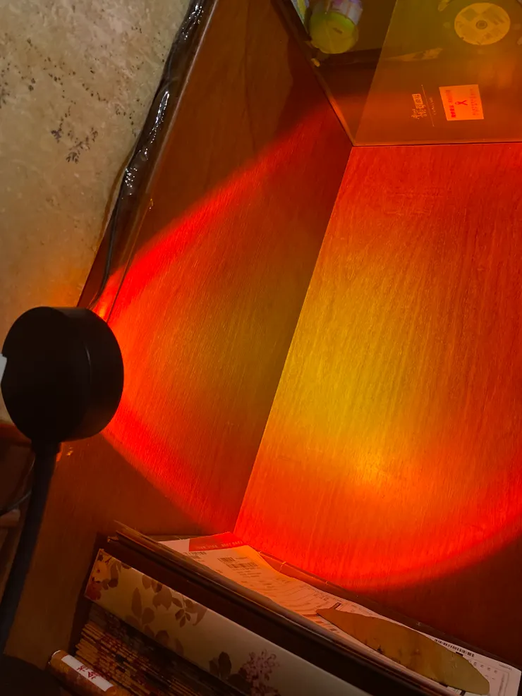 照著木櫃很好看