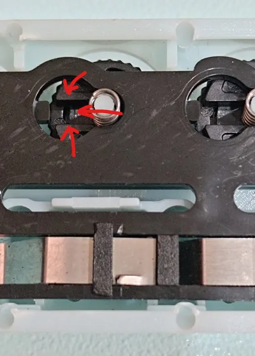 簡易密碼鎖齒輪轉盤。