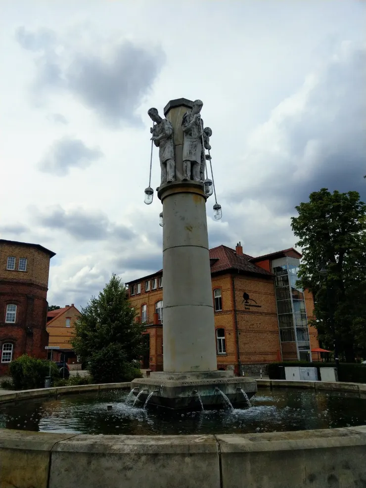 以玻璃製造為重的小鎮