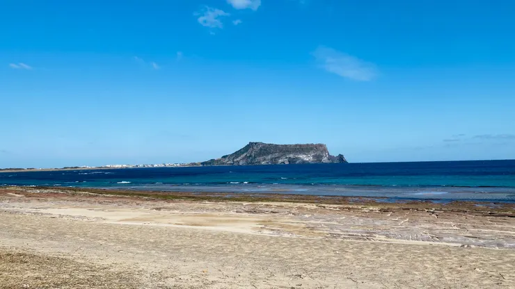 神秘沙灘:欣賞城山日出峰