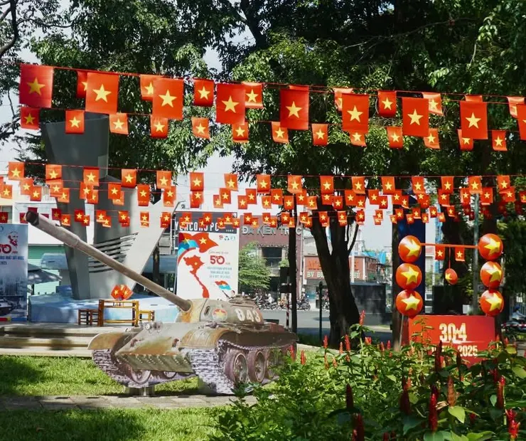 解放南方統一日