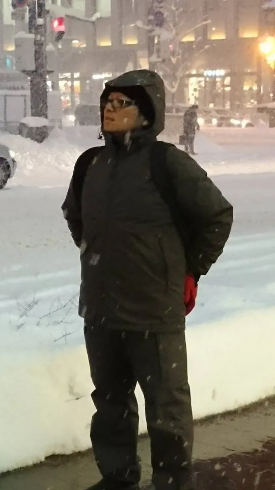 札幌雪紛飛