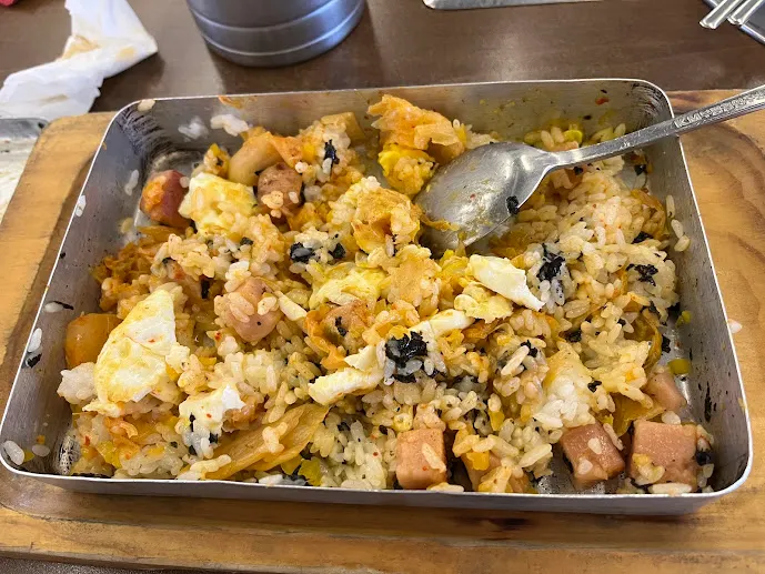 搖完之後就像炒飯一樣的大雜燴。