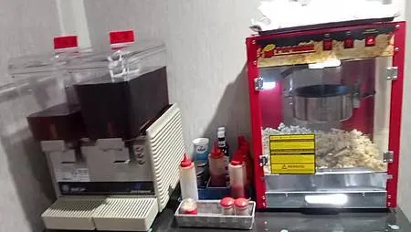 [基隆美食]CP值很可以、服務很好、點餐到上菜速度很快，豪美