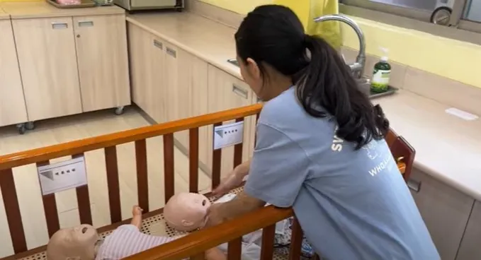 先在床上確認意識，後續再移動