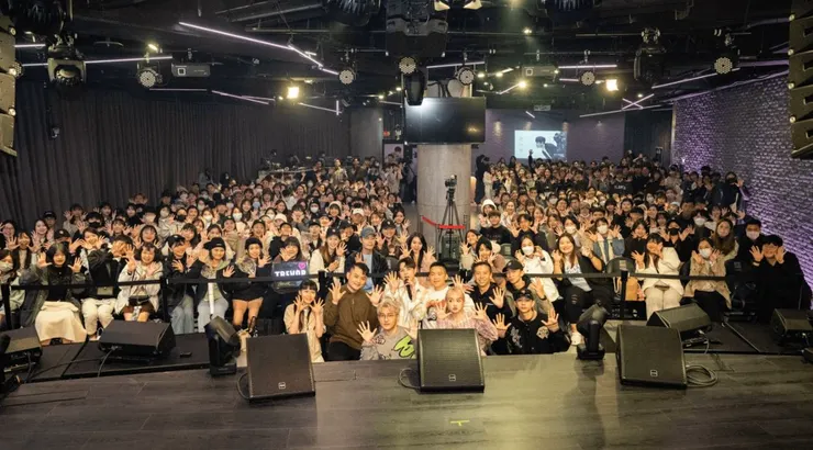 郭家瑋高人氣直接讓角落文創場地塞好塞滿，讓經紀公司直呼「明年要換更大一點的場地了！」（圖／杰思國際娛樂提供）