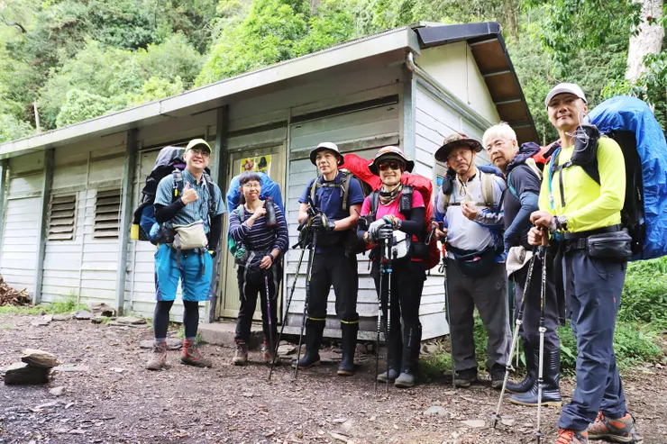 樂樂山屋(H:1670m)