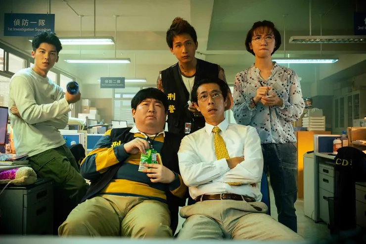 由《關於我和鬼變成家人的那件事》原班人馬演出《正港分局》