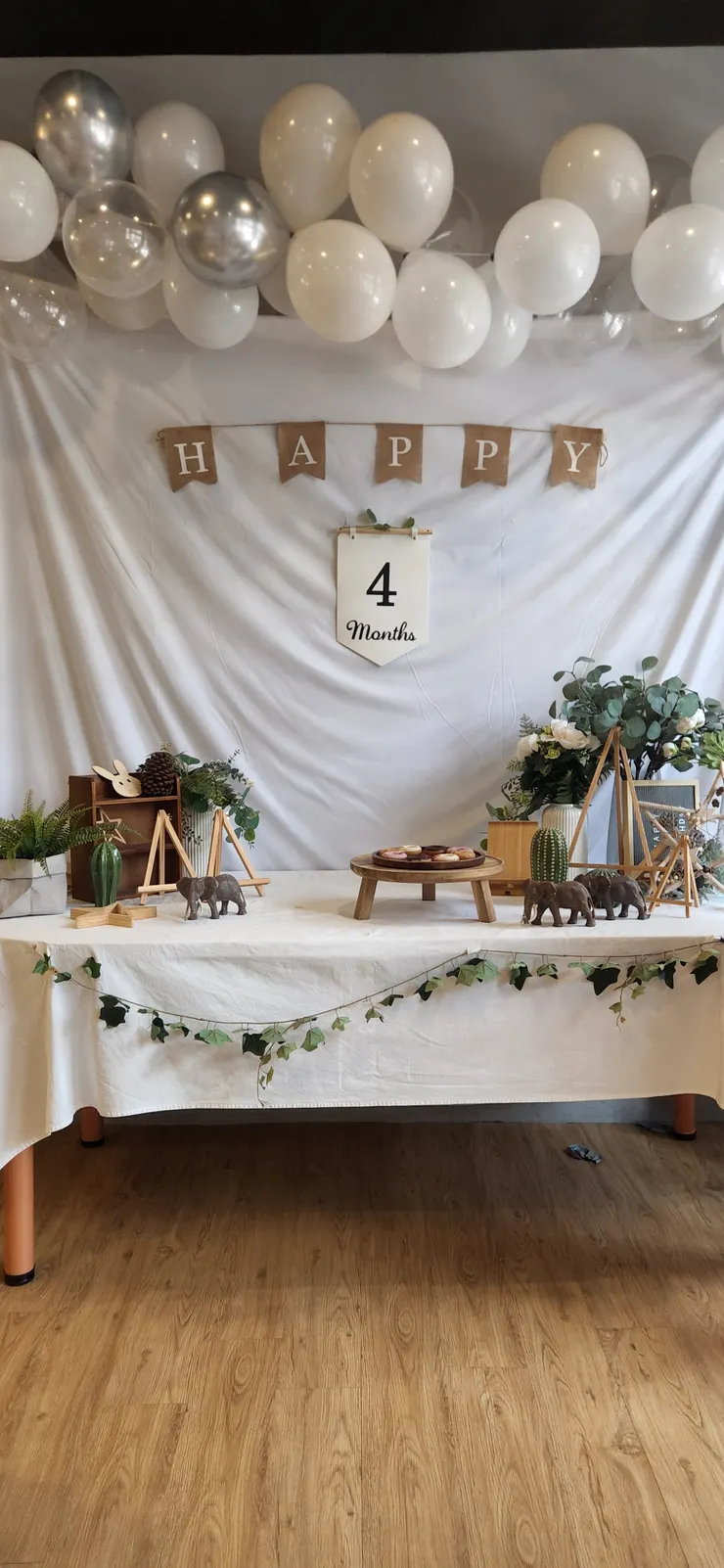 2025年，和2022年一樣的布景