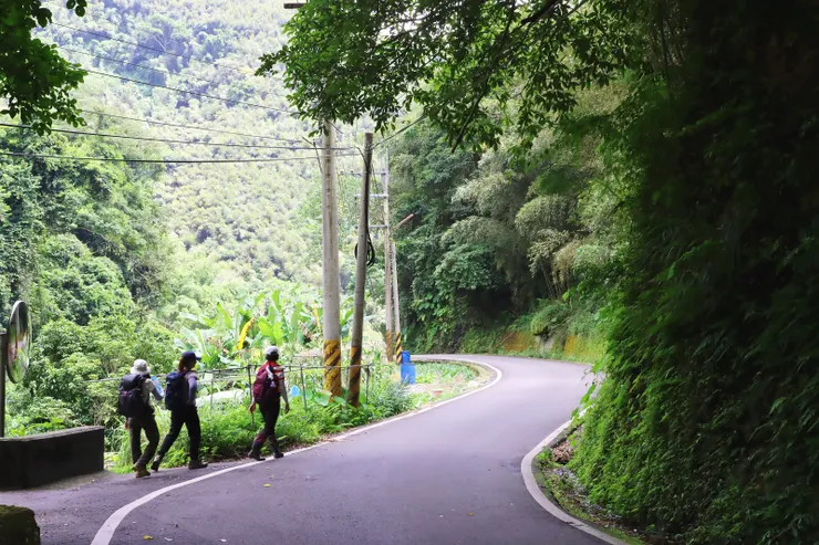 繼續往下可以接台３線