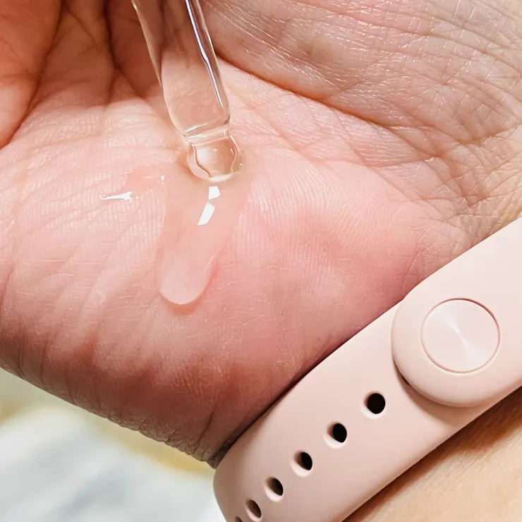 肌密青春原液質地