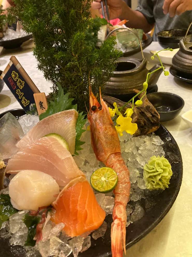 寒鰤生魚片盛宴合體照