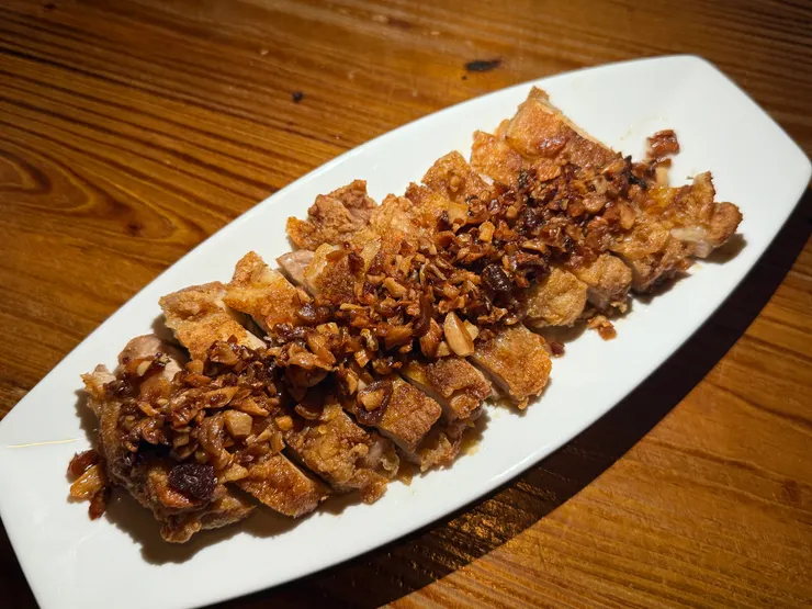 主廚美食 主廚煉蒜油煎雞腿 350元