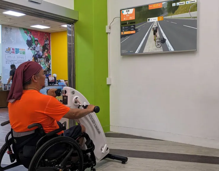 112年新北市身心障礙運動嘉年華_AR實境自行車(手搖車)體驗即將登場