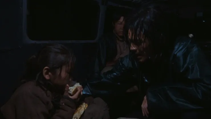 被別乞收留的阿迪爾