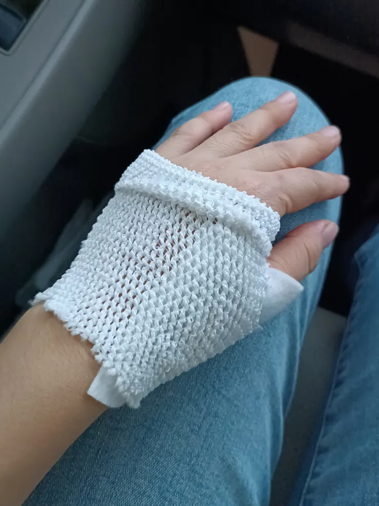 第二天拆下做家務後就忘了裝回去。