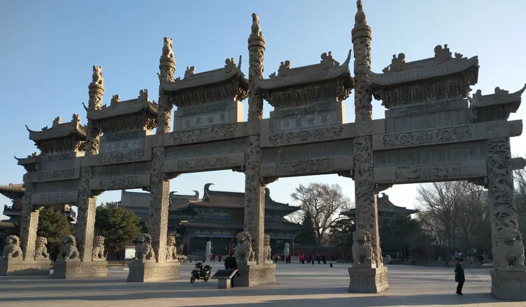 世界最大的牌坊-廣佑寺