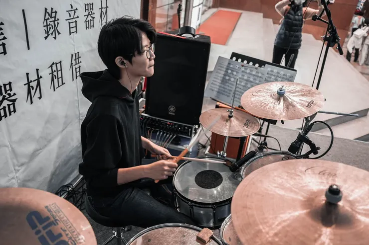 最後放上我打鼓的臭臉XD 希望明年繼續跟著節奏開心律動~