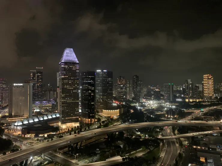 摩天輪上看新加坡。