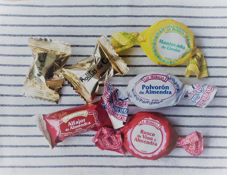 買來試吃的小甜點，圖片來源：食物典