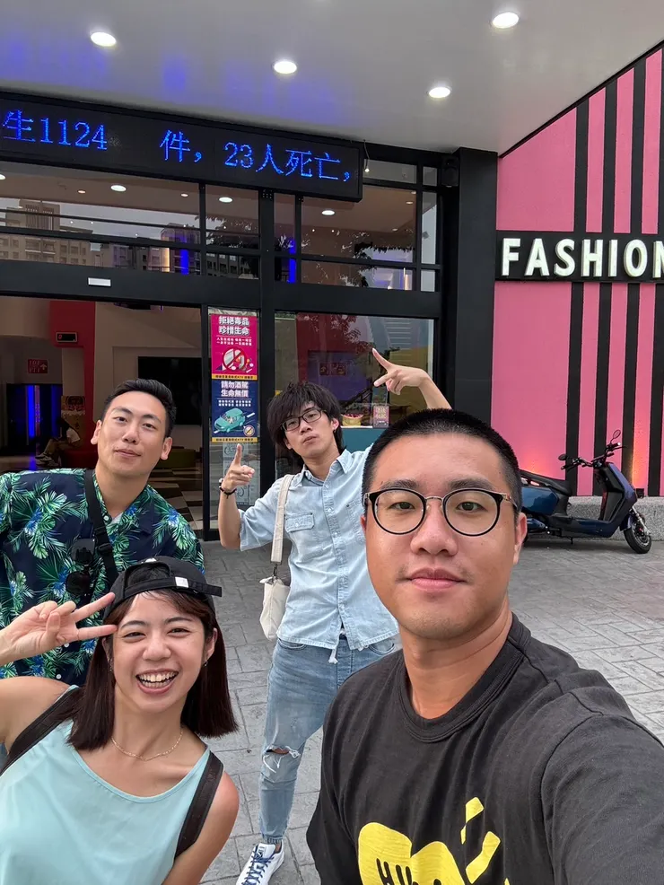 / 老樣子一定要拍張照的 /