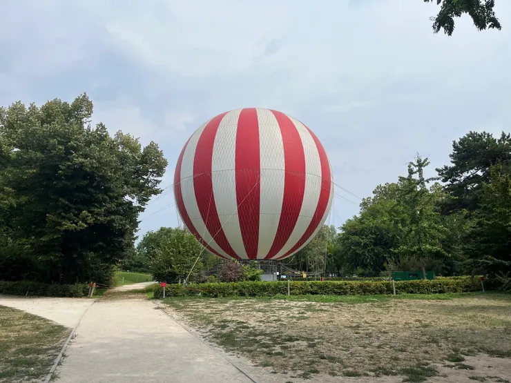 還有熱氣球飛行(當天沒有) 