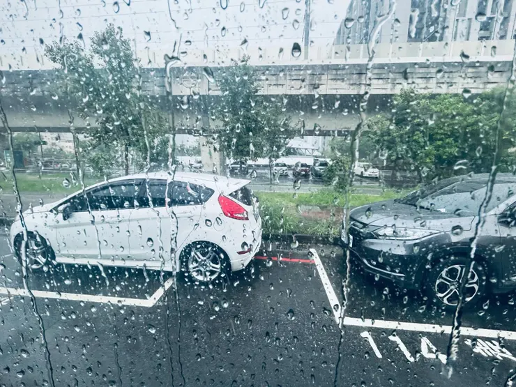 某日下午的暴雨