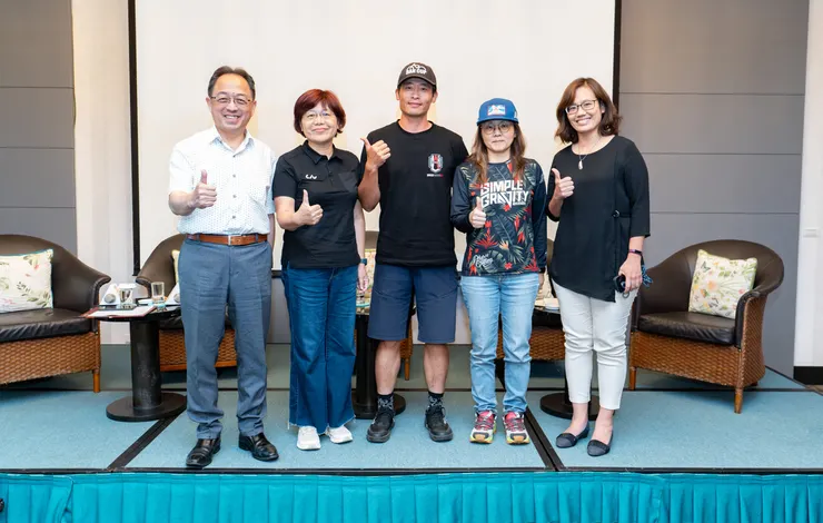 若要成事，產、官、學界還有車友的熱情支持缺一不可！！！