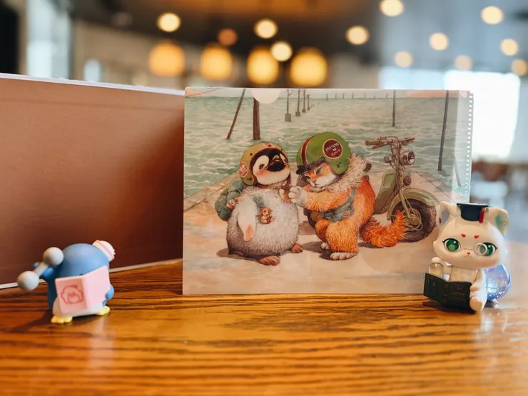 附贈的資料夾意外可愛