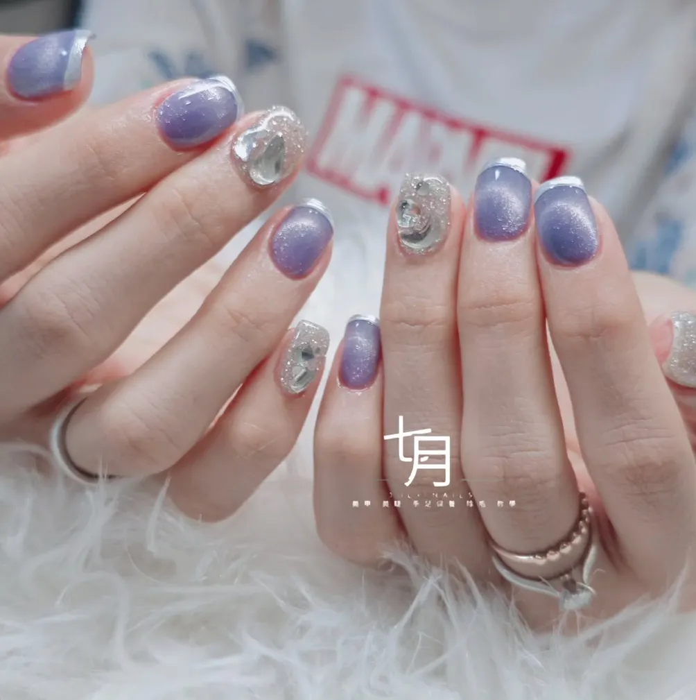 七月指感沙龍｜打造專屬你的指尖美學與電眼魅力