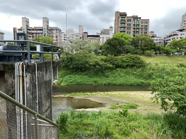 寶橋三號水門下的河床,就是昔日的渡口