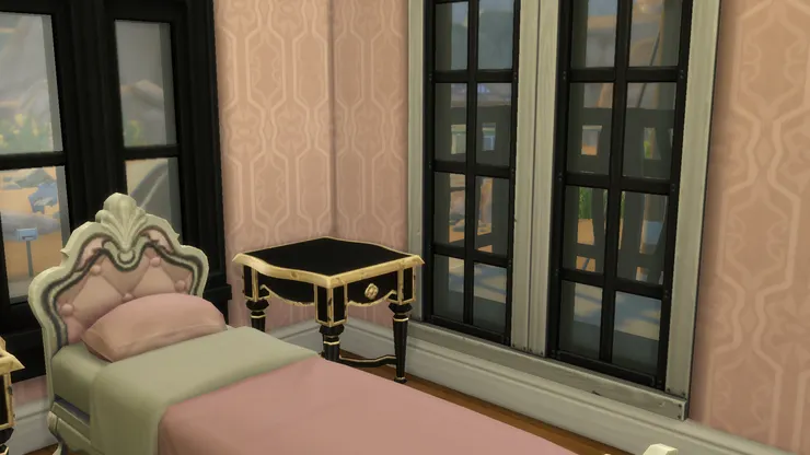 女主人的房間就是華麗甜美的公主房。我最喜歡這種風格。