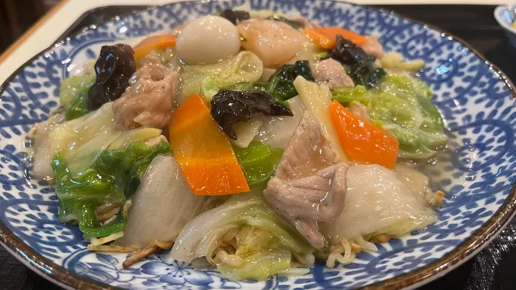 中華炒麵為檸檬的招牌。