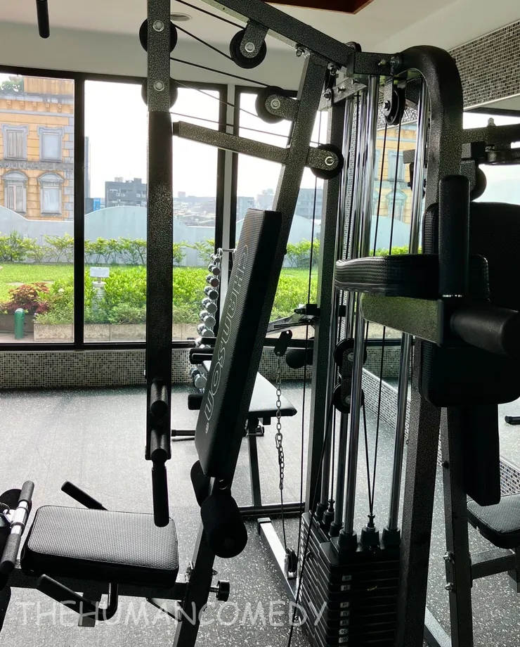 [ 美食景點 ] 歐華酒店 | 頂樓健身房