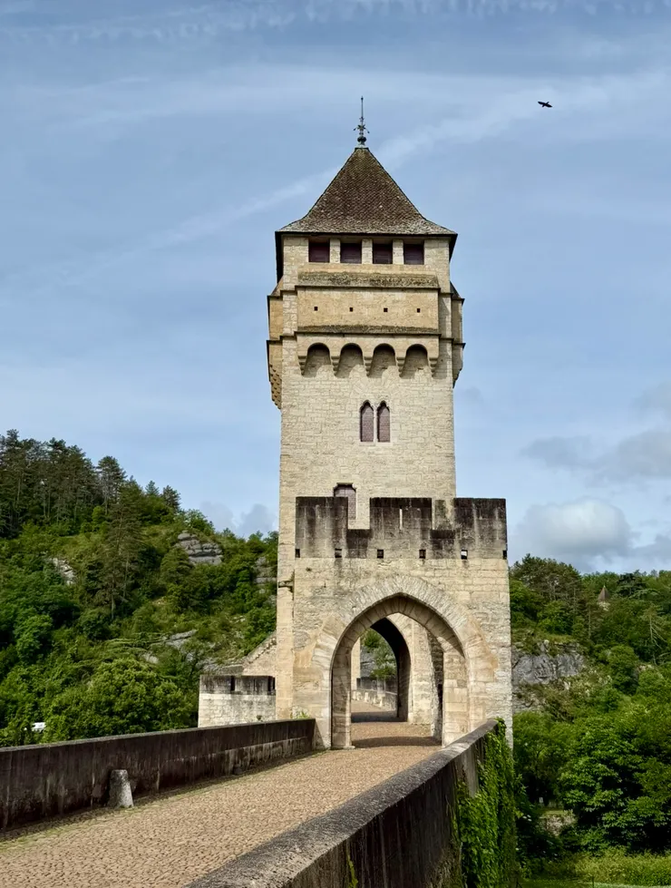 不急,不急,我們終究會走上橋的